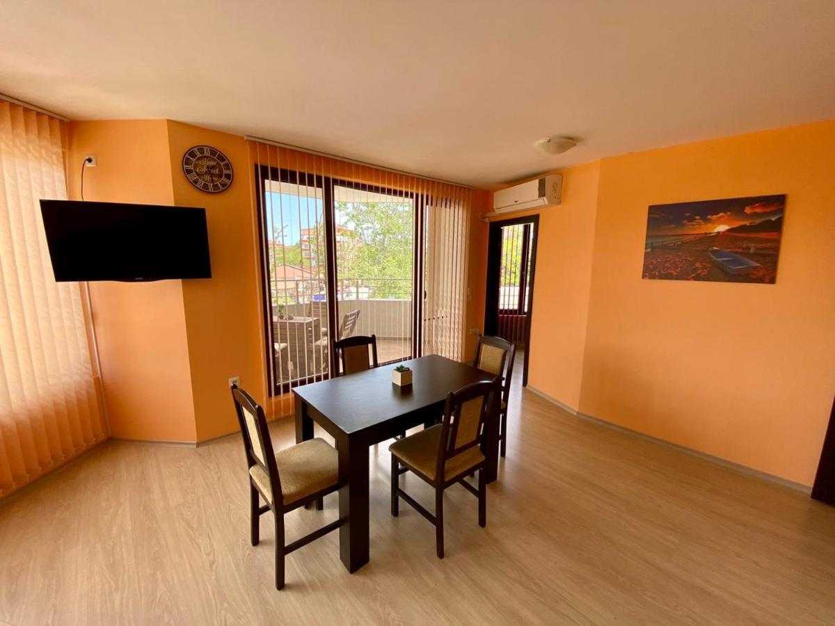 Cozy Apartment In The Center Of بريمورسكو المظهر الخارجي الصورة