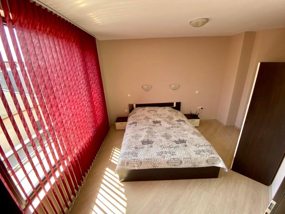 Cozy Apartment In The Center Of بريمورسكو المظهر الخارجي الصورة